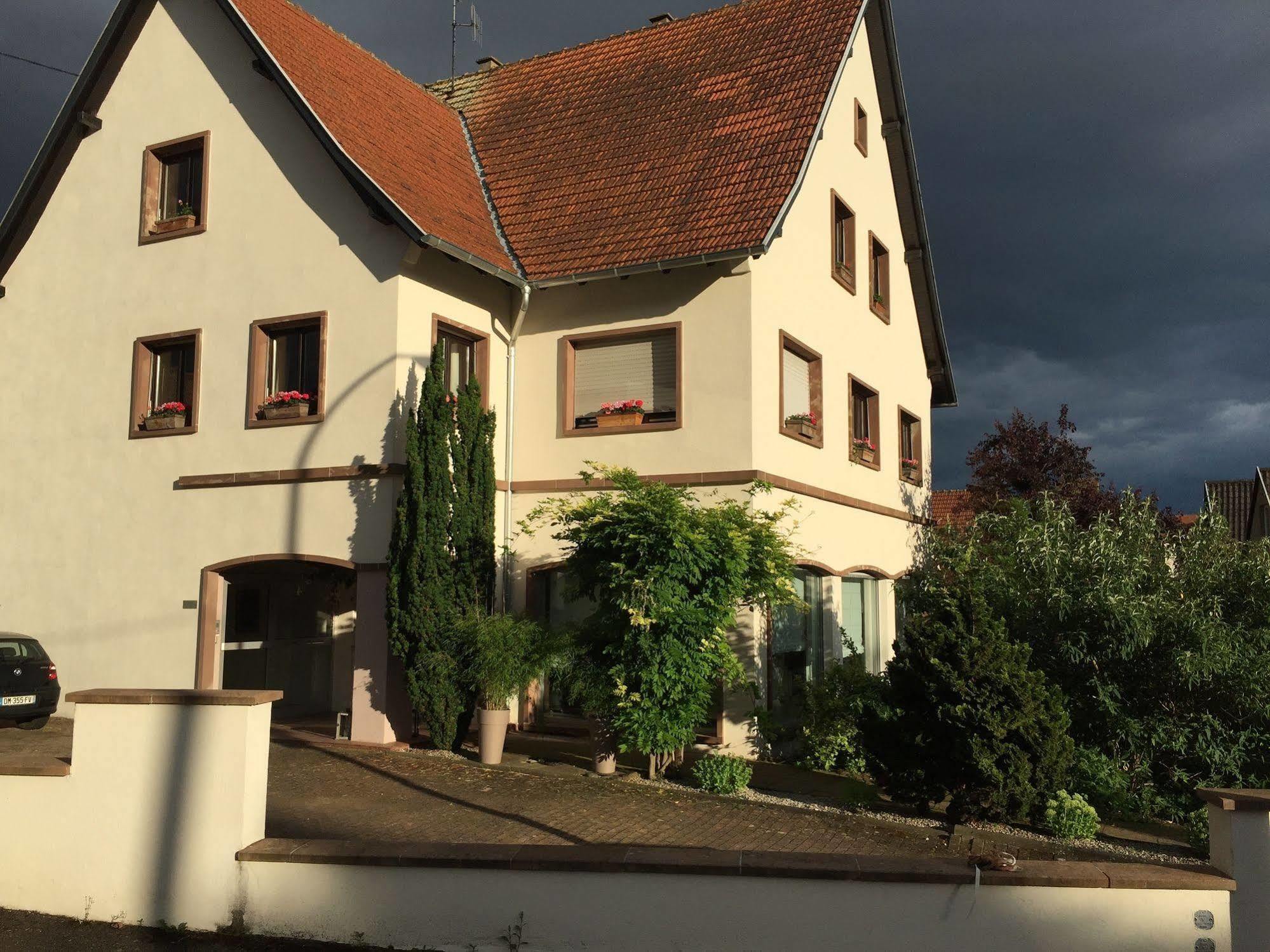 Chambres D'Hotes L'Ecrin Des Saveurs Schwenheim Exteriör bild